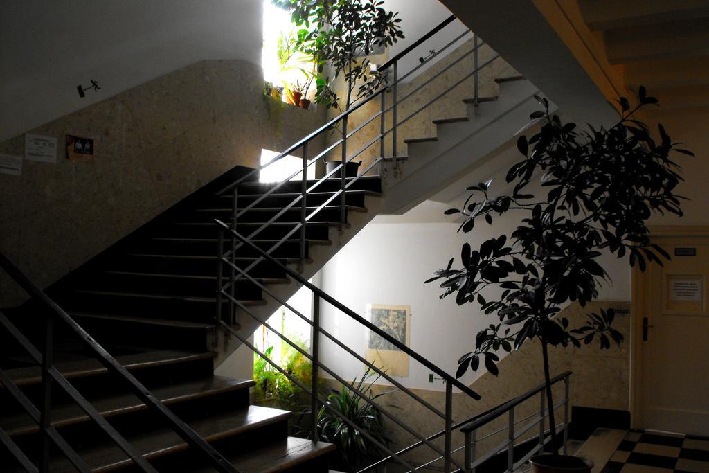 Albergue Season Hill *